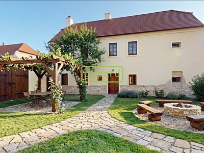 Prodej  rodinného domu 140 m², pozemek 1 585 m²