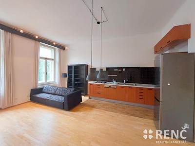 Pronájem bytu 3+kk 87 m²