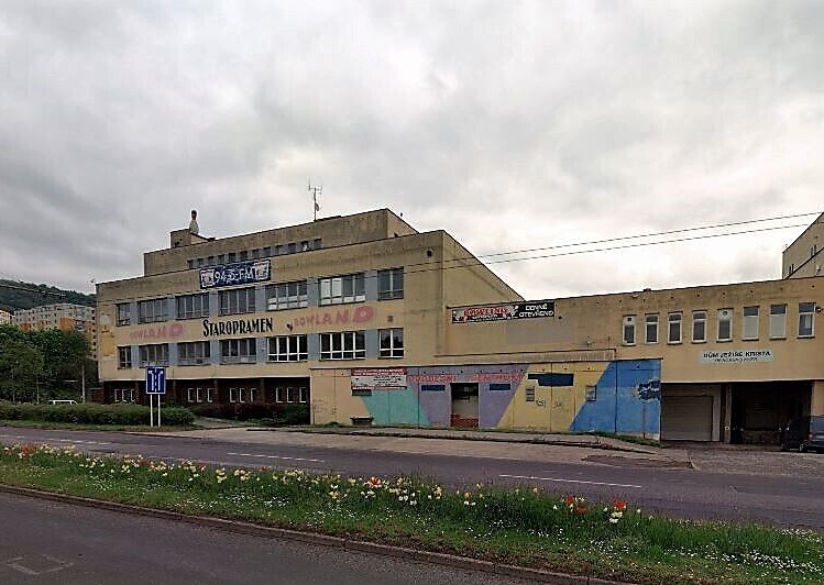 Pronájem komerčního prostoru, 50 m² (1 z 6)