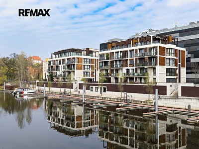 Pronájem bytu 3+kk 82 m²