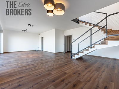 Prodej  rodinného domu 179 m², pozemek 416 m² — photo 2