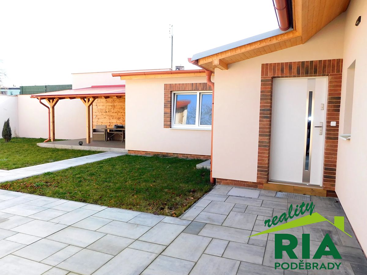 Prodej rodinného domu 130 m², pozemek 358 m² – fotografie 4