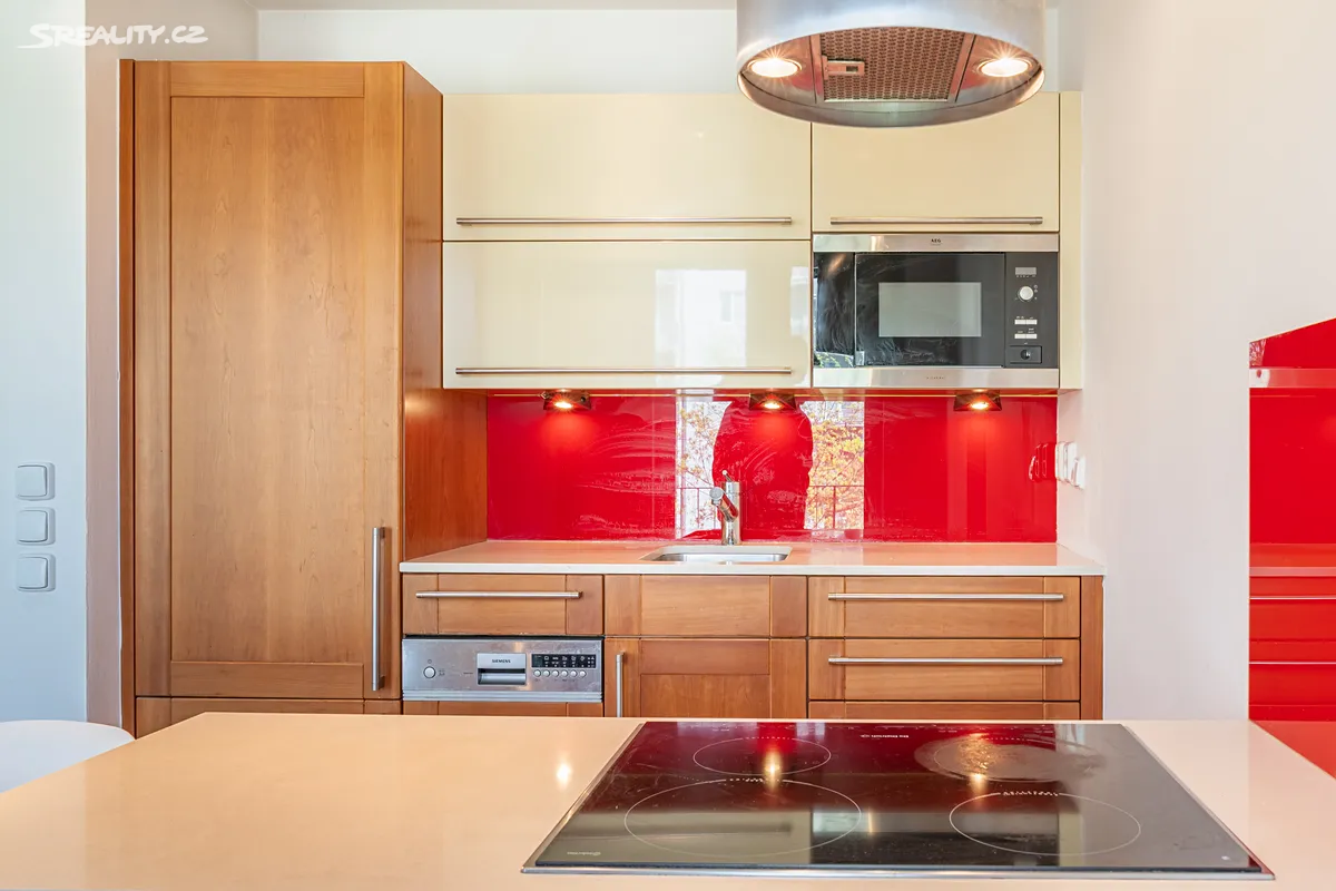 Prodej bytu 2+kk 48 m² - Więcej