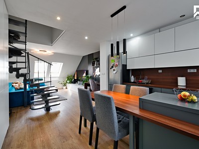 Pronájem bytu 3+kk 87 m²