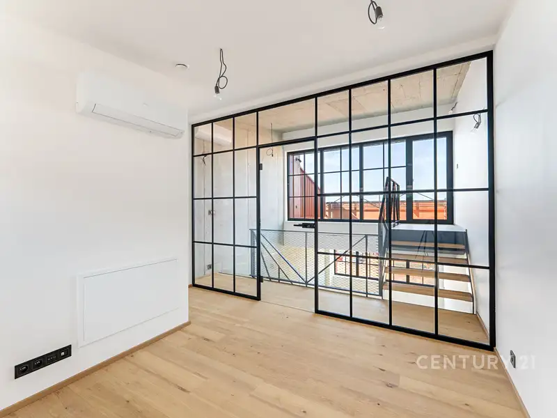 Prodej bytu 2+kk 60 m², Praha – náhled fotky 2