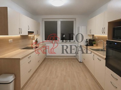 Pronájem bytu 3+kk 73 m²