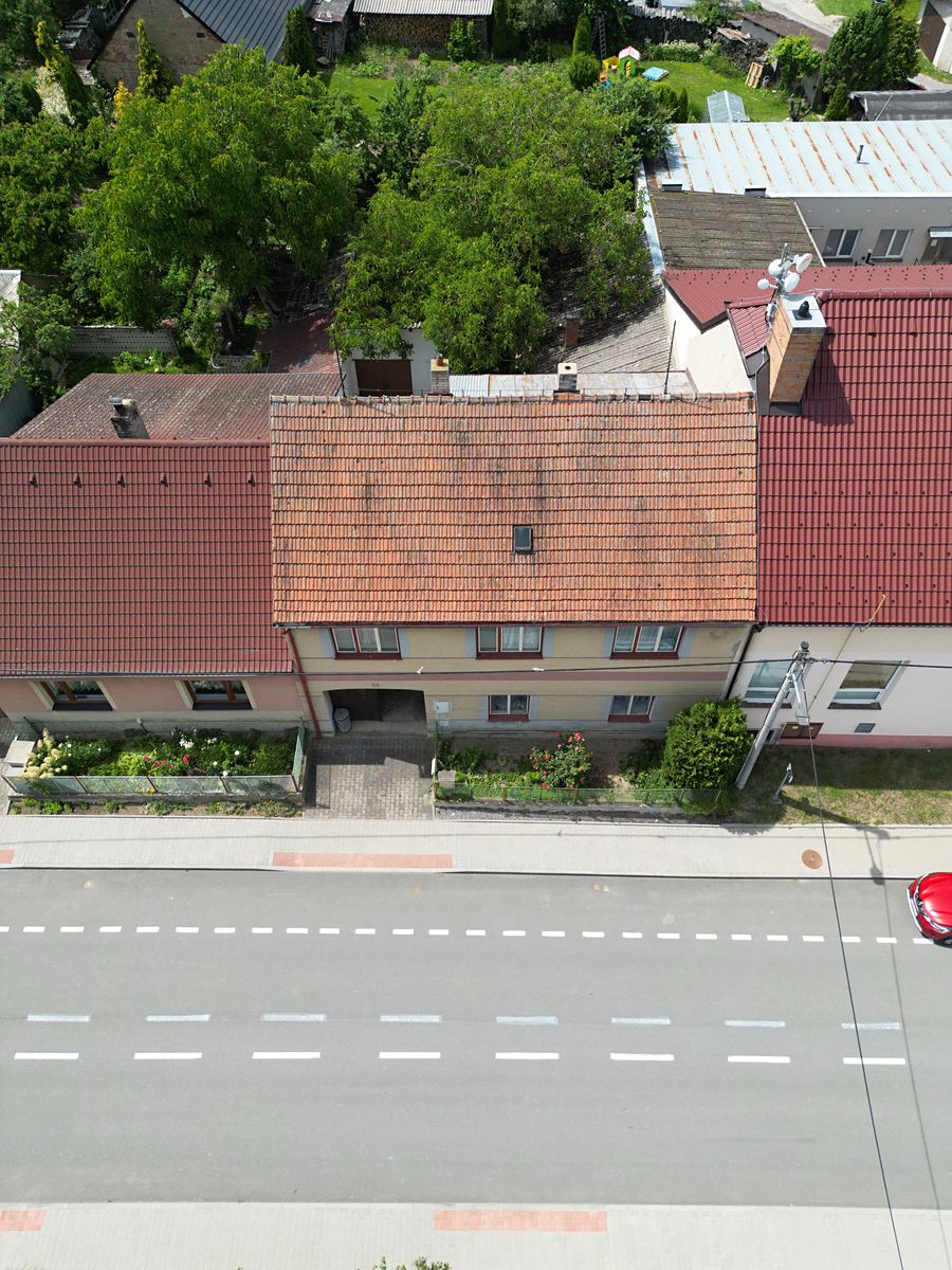 Prodej rodinného domu 176 m², pozemek 451 m² – fotografie 2