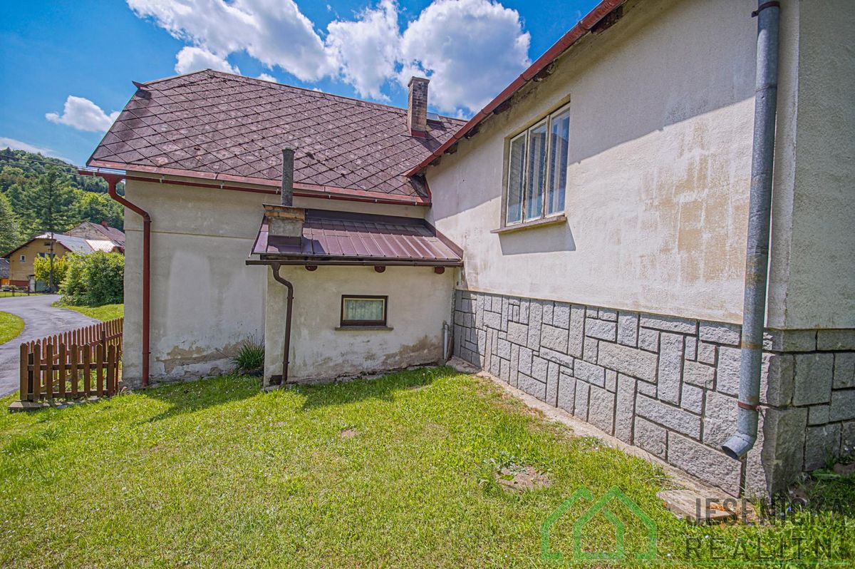 Prodej rodinného domu 115 m², pozemek 754 m² – fotografie 5