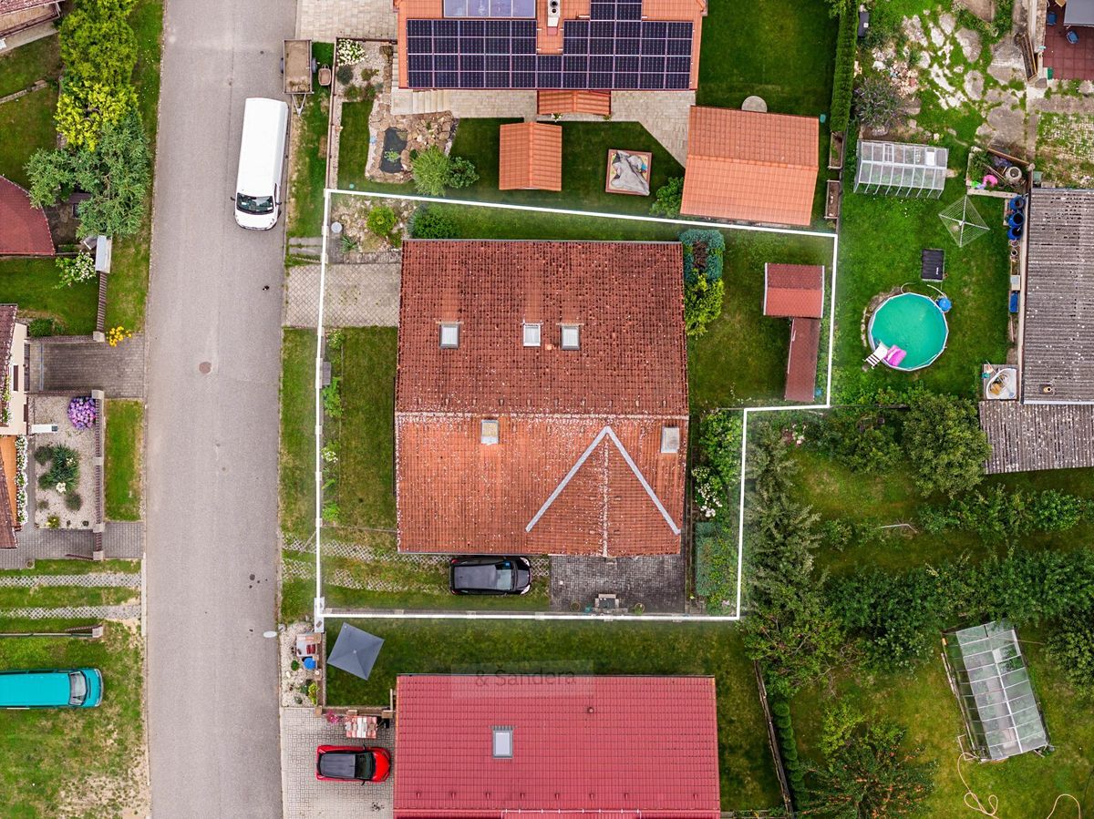 Prodej rodinného domu 330 m², pozemek 412 m² – fotografie 4