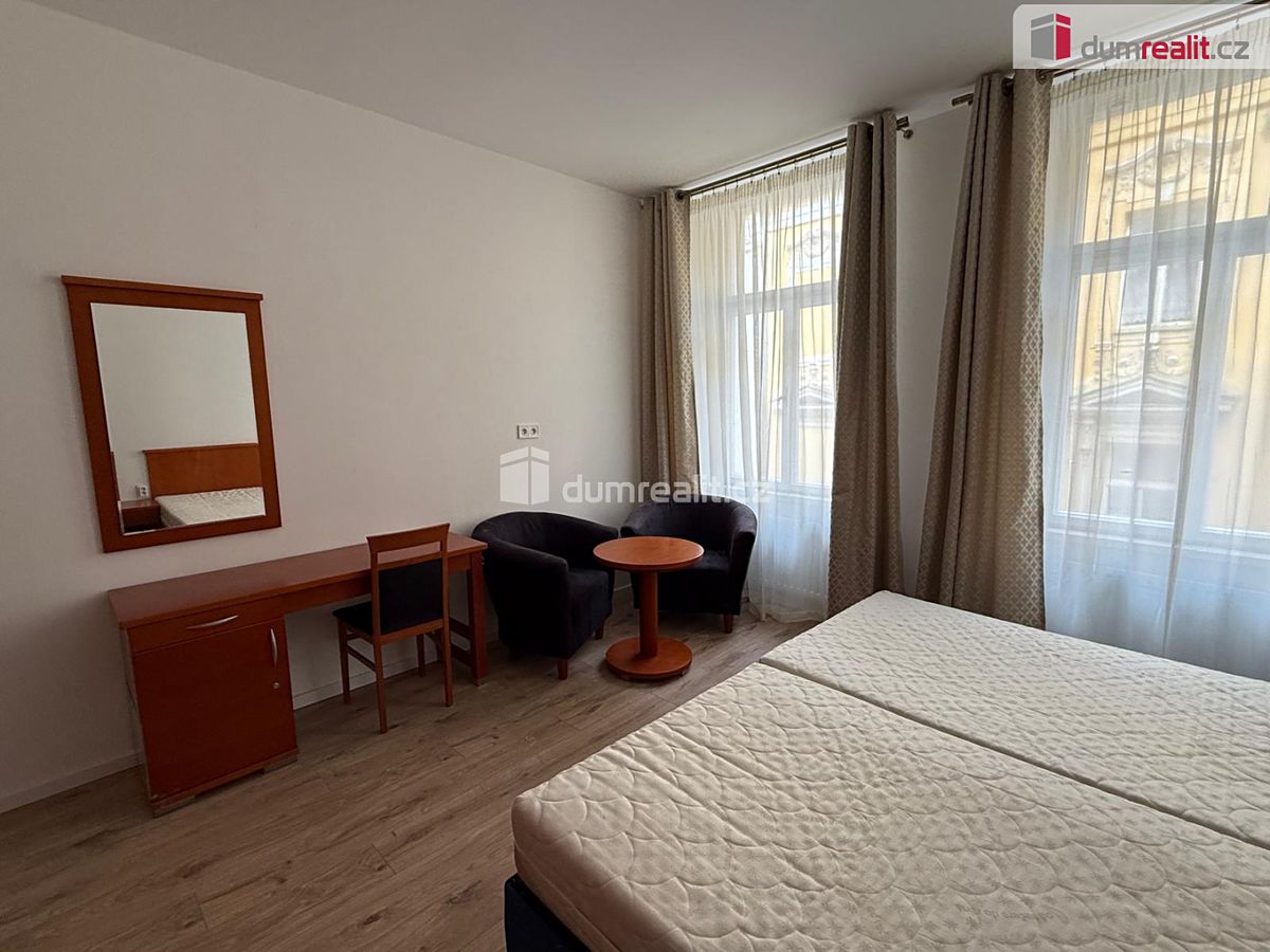 Pronájem bytu 1+kk 35 m² – fotografie 2