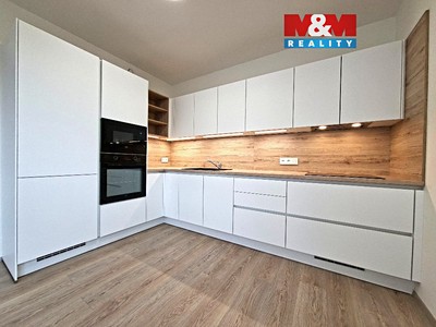 Pronájem bytu 3+kk 63 m²
