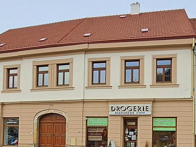 Pronájem obchodního prostoru 99 m²