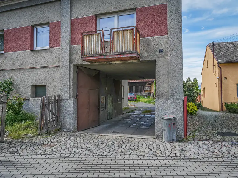Prodej rodinného domu 1228 m², pozemek 2522 m², Opava – náhled fotky 3