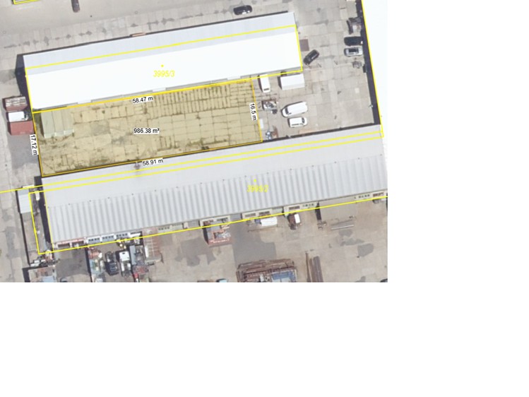 Pronájem pozemku, 1 000 m² (1 z 3)