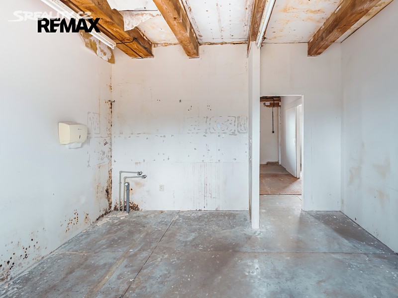 Prodej skladového prostoru 537 m² - More