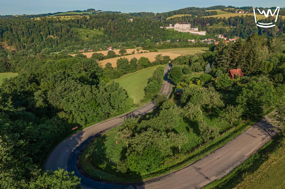 Prodej stavebního pozemku 2748 m² – fotografie 3