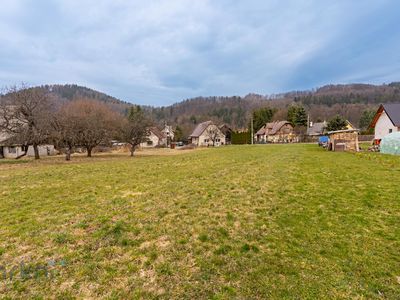 Prodej stavebního pozemku 2127 m²