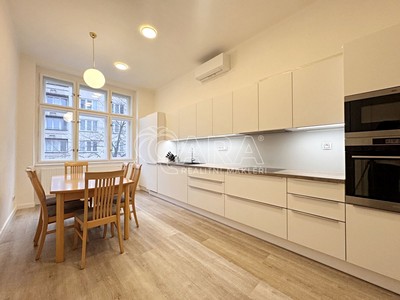 Pronájem bytu 2+1 90 m²