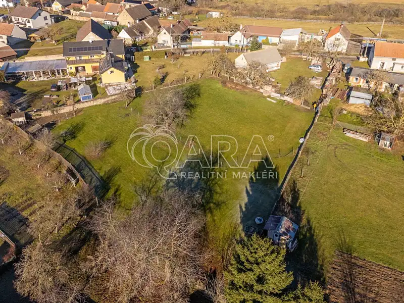 Prodej stavebního pozemku 2610 m², Čečelovice – náhled fotky 3
