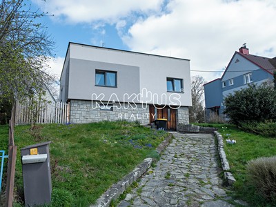 Pronájem  rodinného domu 100 m², pozemek 664 m²