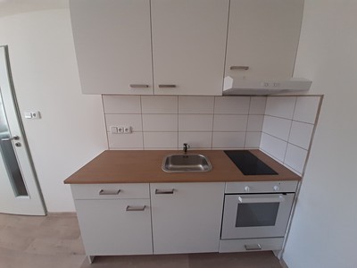 Pronájem bytu 1+kk 36 m²