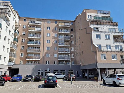 Pronájem bytu 1+kk 35 m²