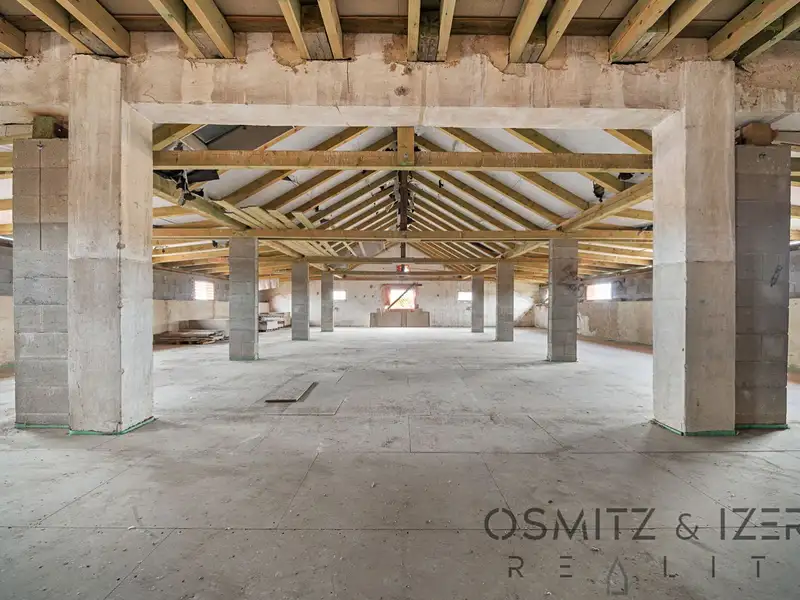 Prodej skladového prostoru 3671 m², Nová Ves – náhled fotky 3