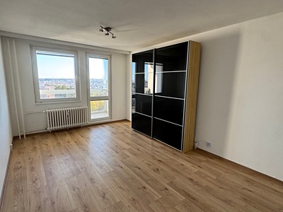 Pronájem bytu 2+1 45 m² (Jednopodlažní)