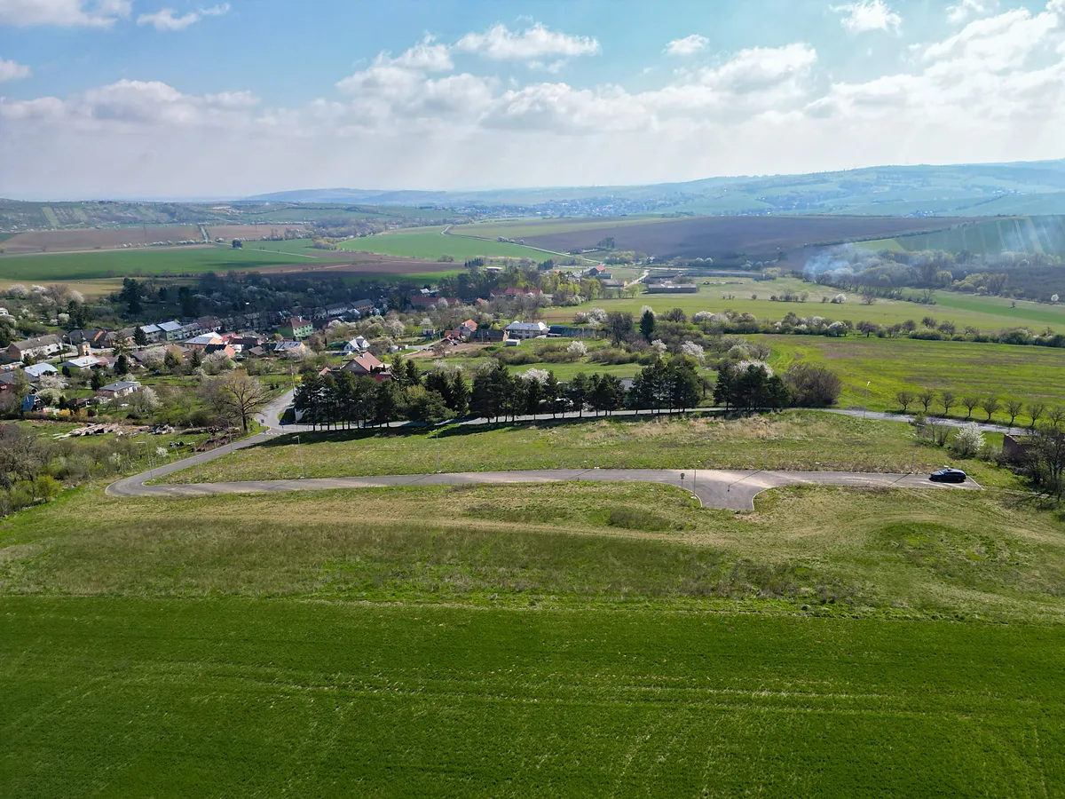 Prodej stavebního pozemku 955 m²
