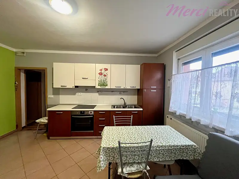 Prodej bytu 3+kk 61 m², Uherské Hradiště – náhled fotky 2