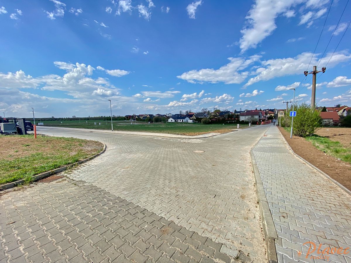 Prodej stavebního pozemku 950 m² – fotografie 4