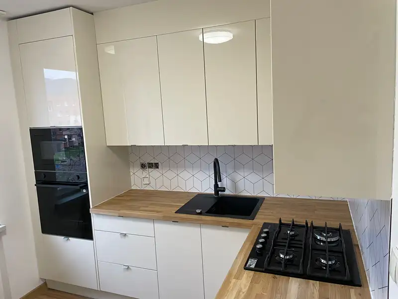 Prodej bytu 2+1 50 m², Třinec – náhled fotky 1