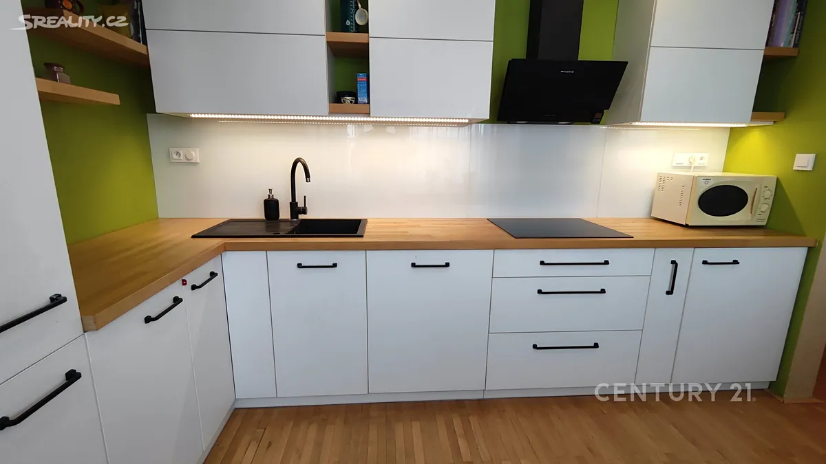 Pronájem bytu 2+1 62 m² – další