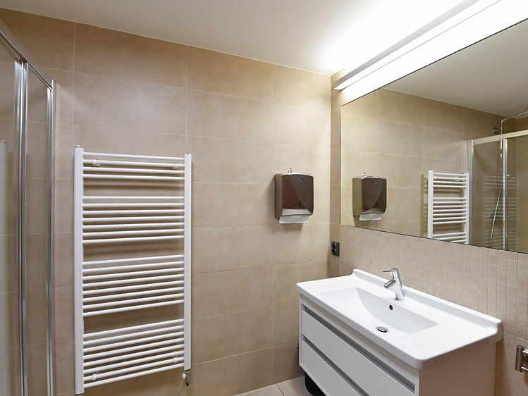 Комерційне приміщення в оренду, 700 м² (20 з 23)