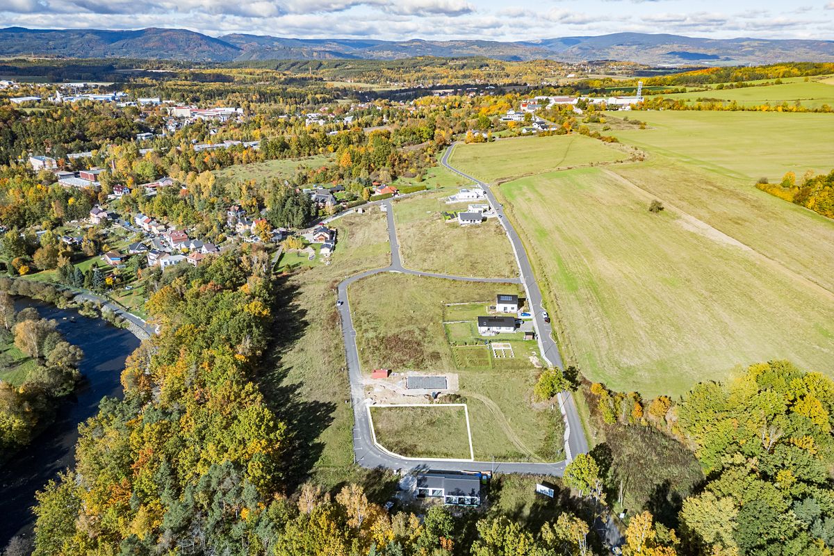 Prodej stavebního pozemku 843 m² – fotografie 4