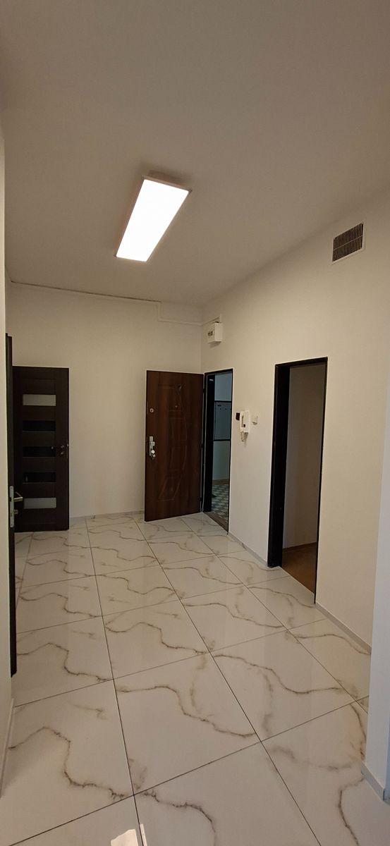 Pronájem bytu 2+1 82 m² – fotografie 3