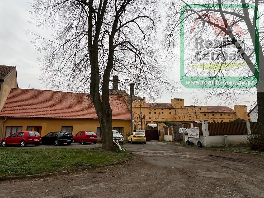 Prodej komerční nemovitosti 6810 m² – fotografie 3