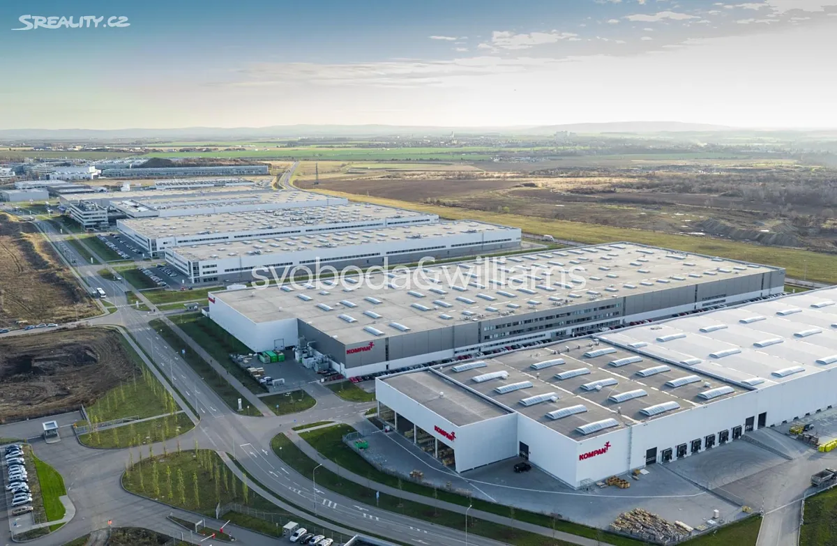 Pronájem výrobní haly, prostoru 14966 m², Tuřanka