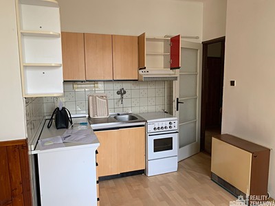 Pronájem bytu 1+1 42 m²