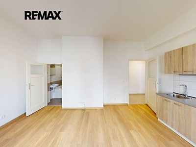 Pronájem bytu 2+kk 41 m² (Jednopodlažní)