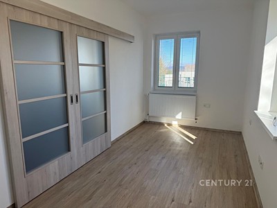 Pronájem bytu 3+1 77 m²