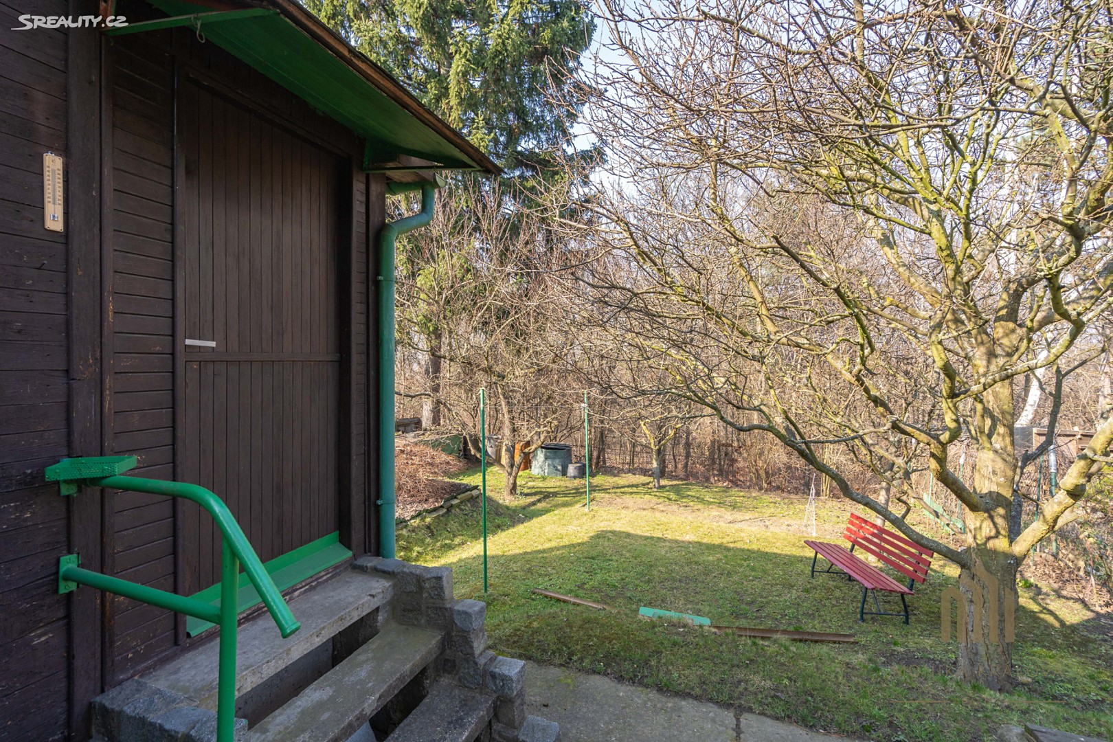 Prodej  chaty 20 m², pozemek 345 m² - View 2