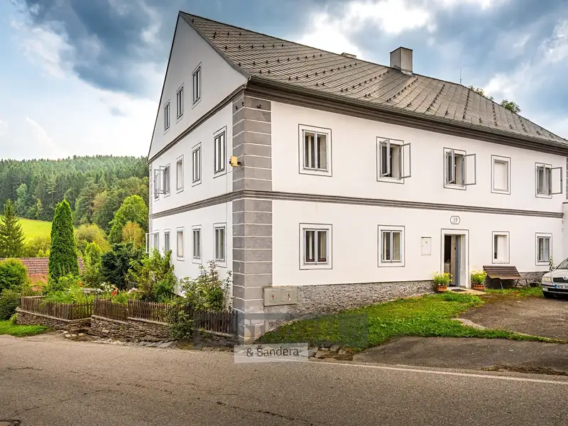 Prodej rodinného domu 600 m², pozemek 3209 m², Rožmitál na Šumavě – náhled fotky 1