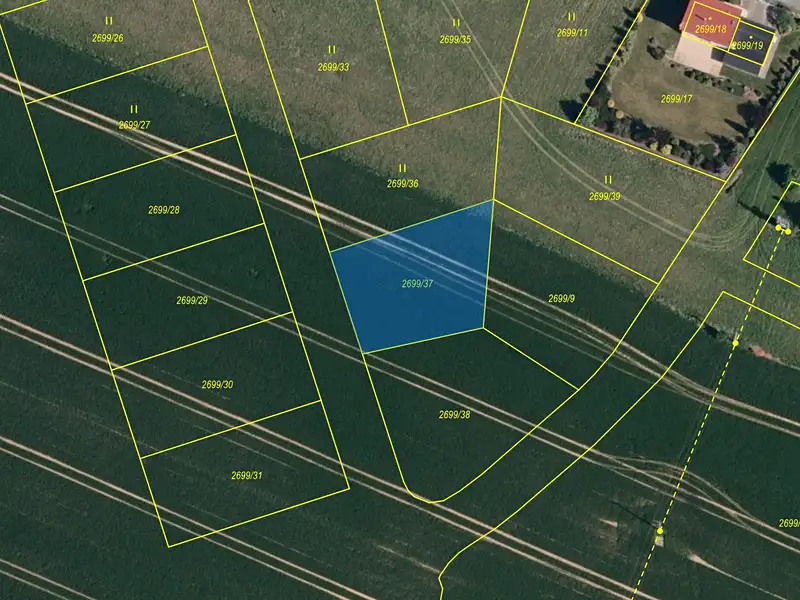 Prodej stavebního pozemku 780 m², Želechovice nad Dřevnicí – náhled fotky 2