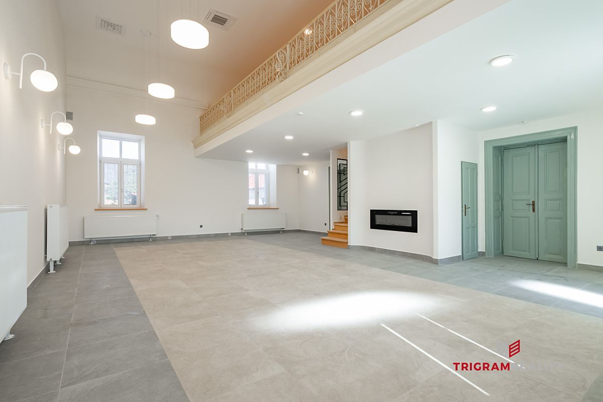 Pronájem restaurace 244 m² – fotografie 2