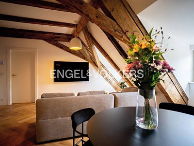 Pronájem bytu 2+kk 72 m² (Podkrovní)