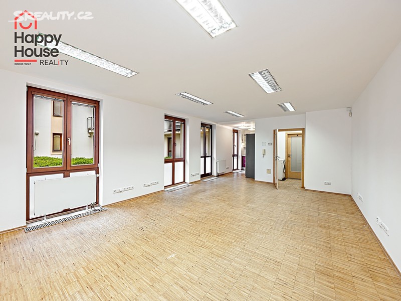 Pronájem kanceláře 48 m², Praha
