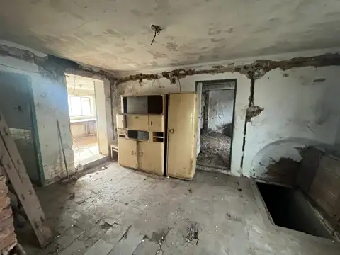 Prodej rodinného domu 130 m², pozemek 5575 m², Sekeřice – náhled fotky 3