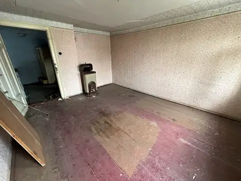 Prodej rodinného domu 140 m², pozemek 471 m², Lázně Bělohrad – náhled fotky 2