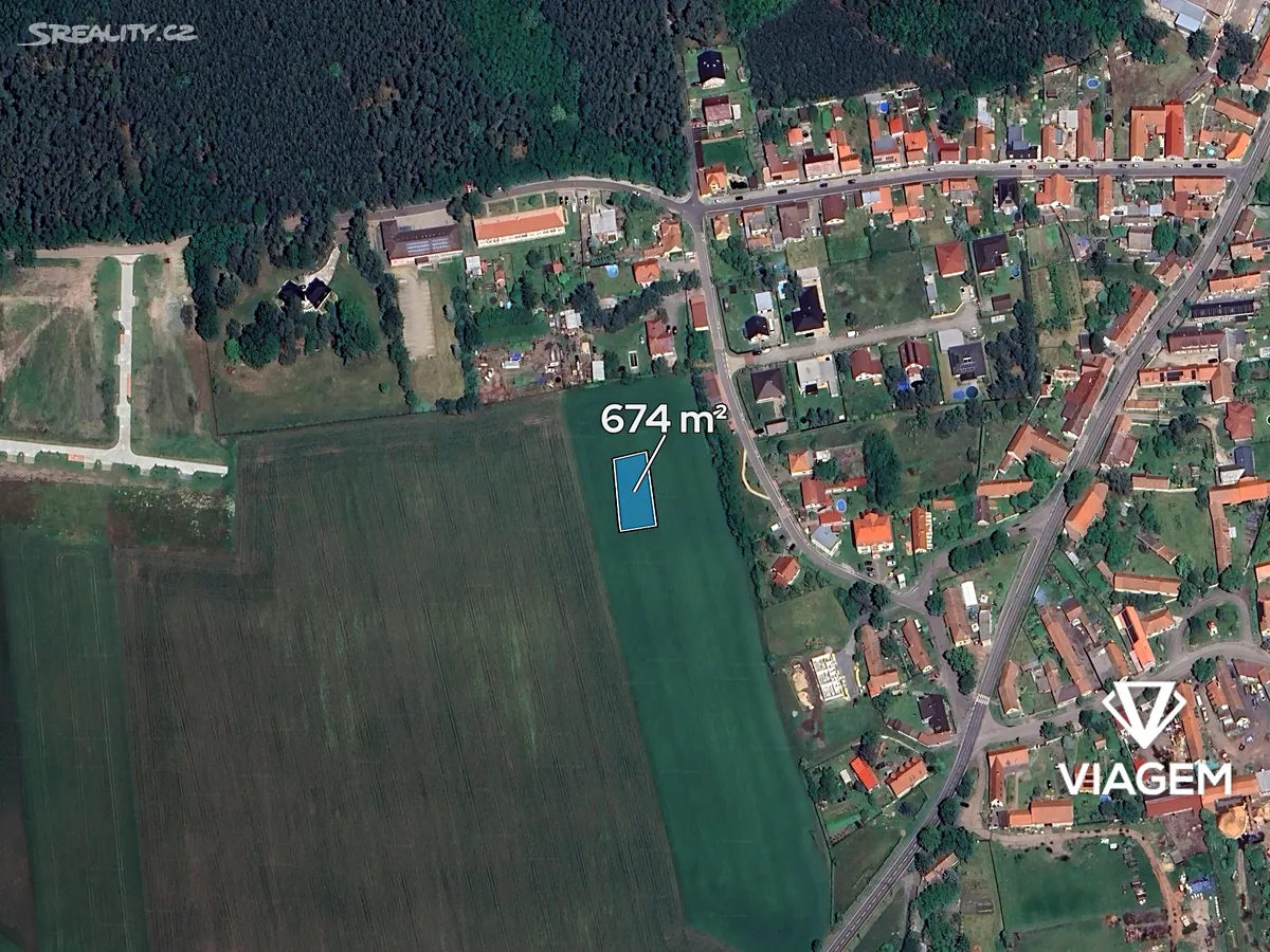 Prodej podílu 1/4 stavebního pozemku 168 m² - 2. nézet